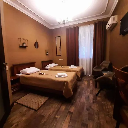 Hotel Bogdanov Yar 3*